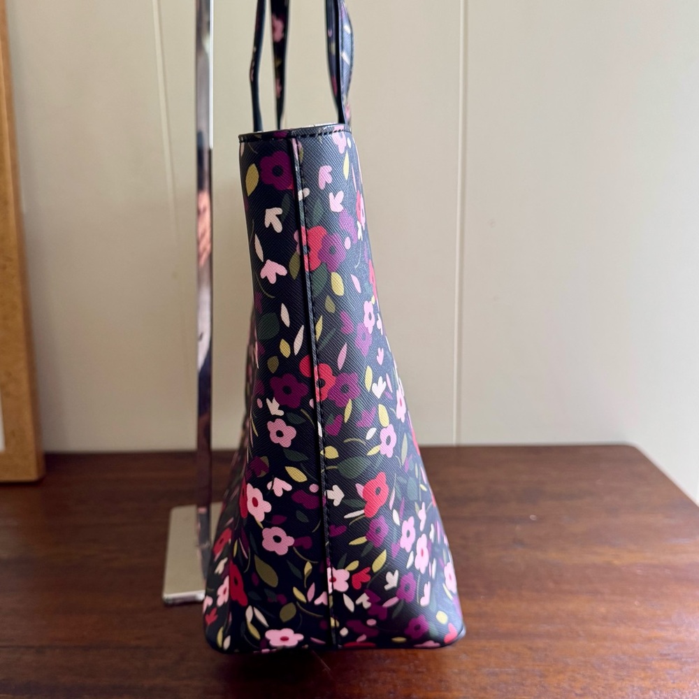 Kate Spade Laurel Way Boho Floral Medium Dally Bag EUC - Picture 4 of 14